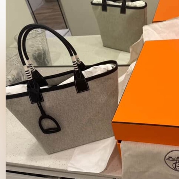 ‼️Hermes full set steeple 28 tote bag Noir NWT absolutely beautiful - Picture 2 of 13
